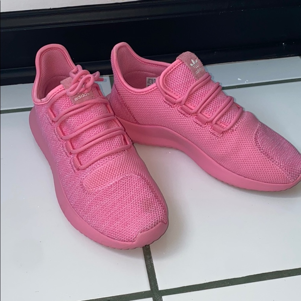 Hot pink Adidas size 6 1/2 Woman’s
